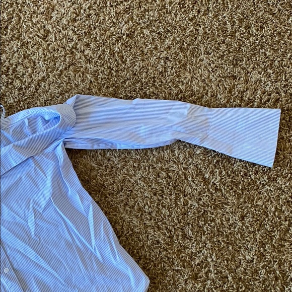 Forever 21 Off-the-Shoulder button up blouse - Picture 5 of 5